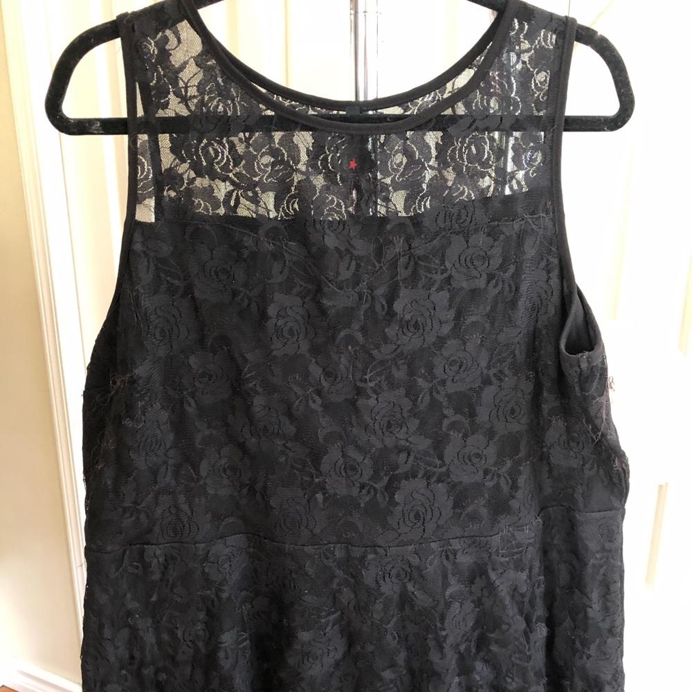 Plus size peplum lace top